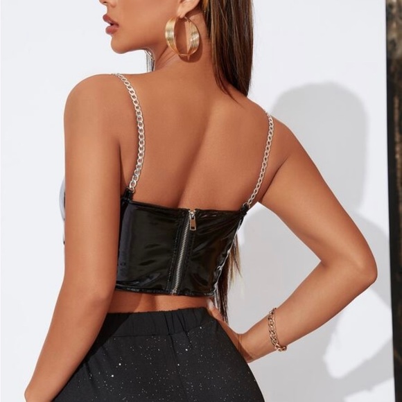Shein wet look chain strap crop top L - Picture 2 of 6